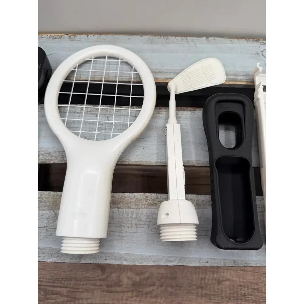 Nintendo Wii Motion Sports Accessory Kit-Tennis Racket, Golf Club & Handle Grips